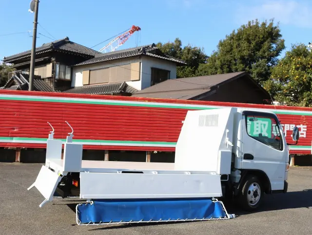 三菱 キャンター TPG-FBA60(2WD)の写真17