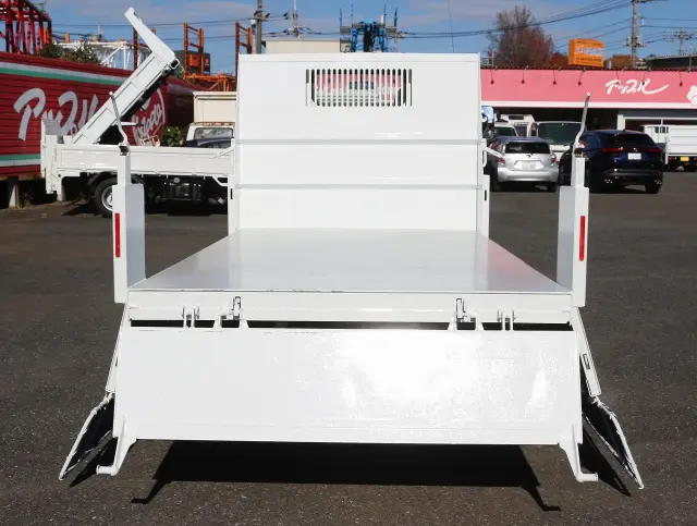 三菱 キャンター TPG-FBA60(2WD)の写真18