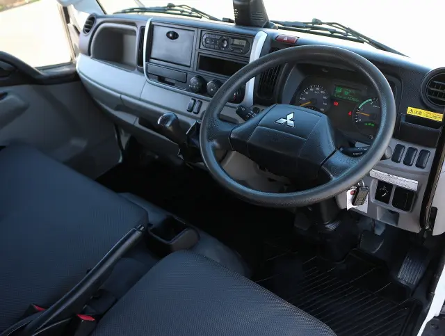 三菱 キャンター TPG-FBA60(2WD)の写真35