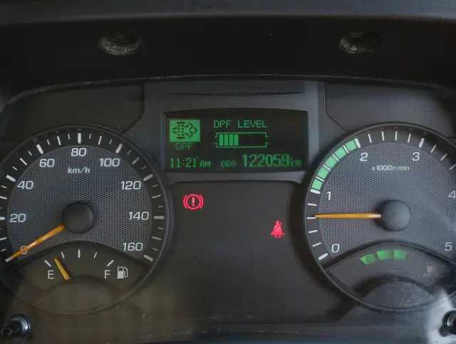 三菱 キャンター TPG-FBA60(2WD)の写真40