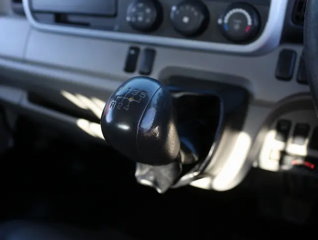 三菱 キャンター TPG-FBA60(2WD)の写真42