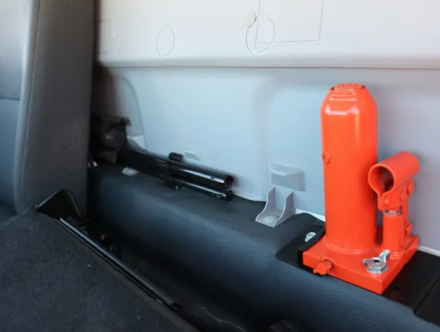 三菱 キャンター TPG-FBA60(2WD)の写真50