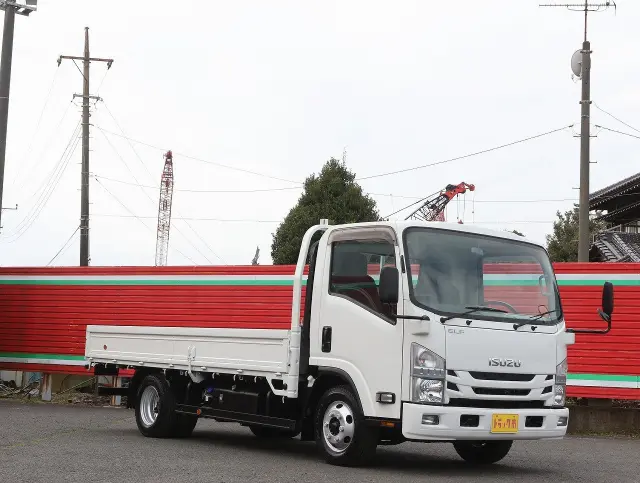 いすゞ エルフ 2RG-NPR88AR(2WD)の写真3