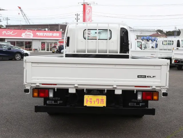 いすゞ エルフ 2RG-NPR88AR(2WD)の写真6