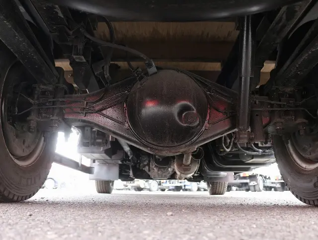 いすゞ エルフ 2RG-NPR88AR(2WD)の写真30