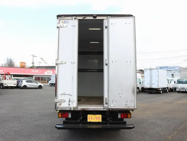 いすゞ エルフ TKG-NJS85AN(4WD)の写真12