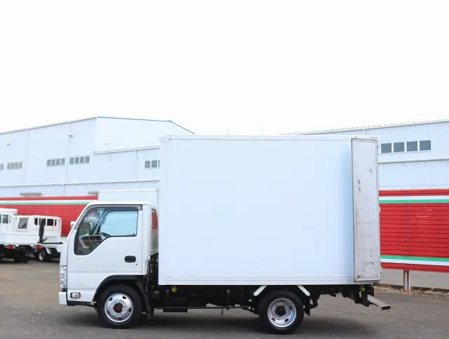 いすゞ エルフ TKG-NJS85AN(4WD)の写真23