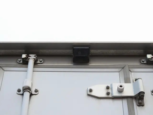 いすゞ エルフ TKG-NJS85AN(4WD)の写真24