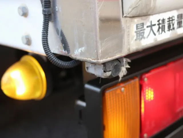 いすゞ エルフ TKG-NJS85AN(4WD)の写真27