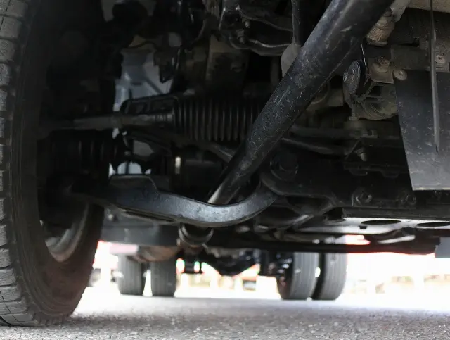 いすゞ エルフ TKG-NJS85AN(4WD)の写真31