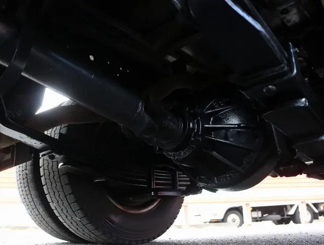 いすゞ エルフ TKG-NJS85AN(4WD)の写真32