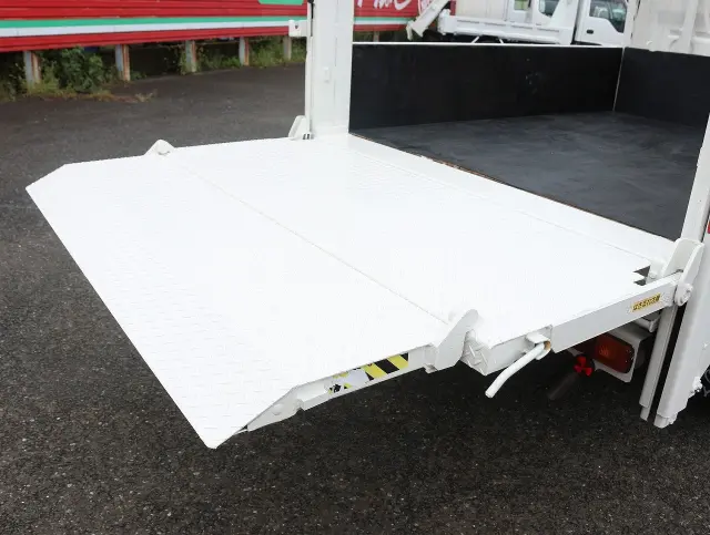 トヨタ ダイナ LDF-KDY281(4WD)の写真11