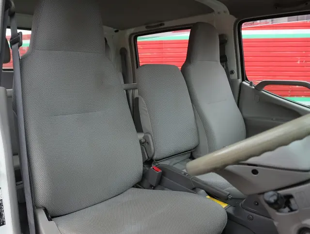 トヨタ ダイナ LDF-KDY281(4WD)の写真32
