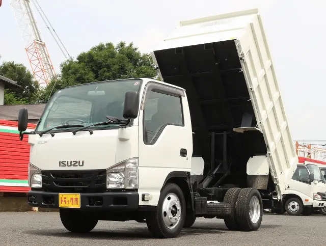 いすゞ エルフ TPG-NJR85AD(2WD)の写真1