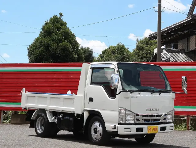 いすゞ エルフ TKG-NKR85AN(2WD)の写真4