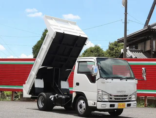 いすゞ エルフ TKG-NKR85AN(2WD)の写真18