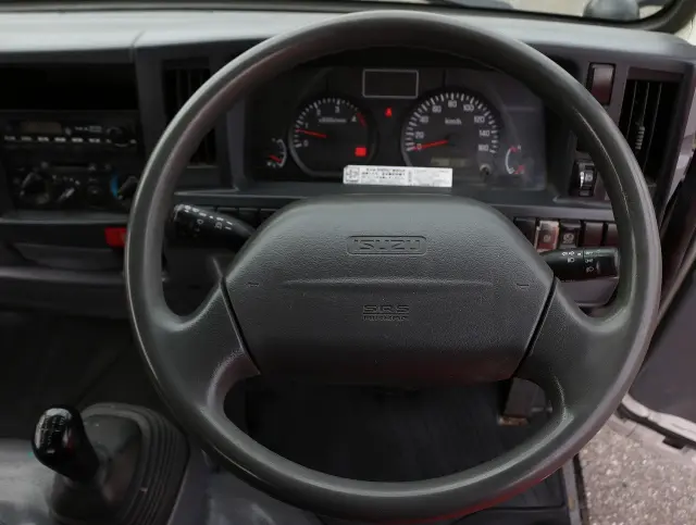 いすゞ エルフ TKG-NKR85AN(2WD)の写真36