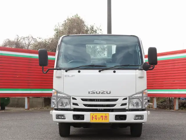 いすゞ エルフ 2RG-NKR88AD(2WD)の写真3