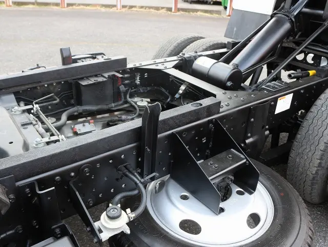 いすゞ エルフ 2RG-NKR88AD(2WD)の写真27