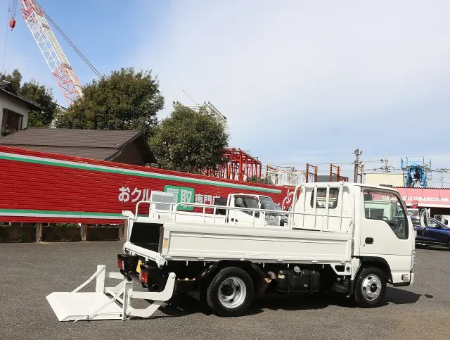 いすゞ エルフ TKG-NJR85A(2WD)の写真13