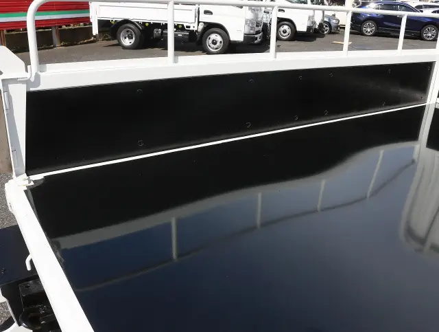 いすゞ エルフ TKG-NJR85A(2WD)の写真16