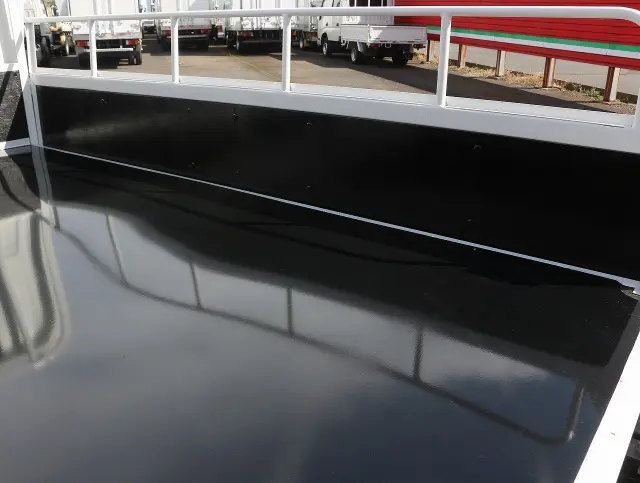 いすゞ エルフ TKG-NJR85A(2WD)の写真17