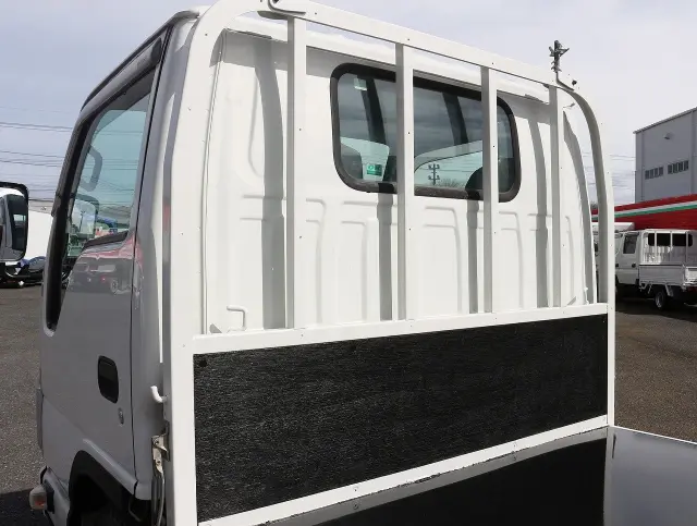 いすゞ エルフ TKG-NJR85A(2WD)の写真24
