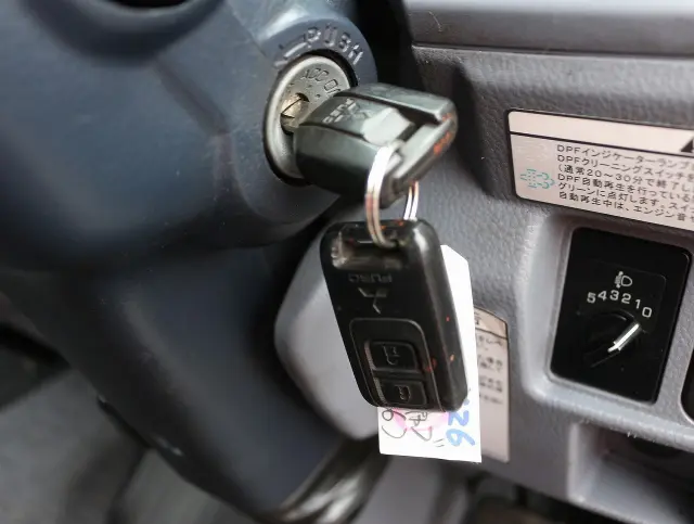 三菱 キャンター TKG-FBA20(2WD)の写真35