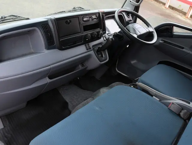 三菱 キャンター TKG-FBA20(2WD)の写真36