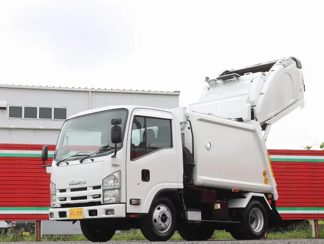 いすゞ エルフ BKG-NMR85AN(2WD)の写真17