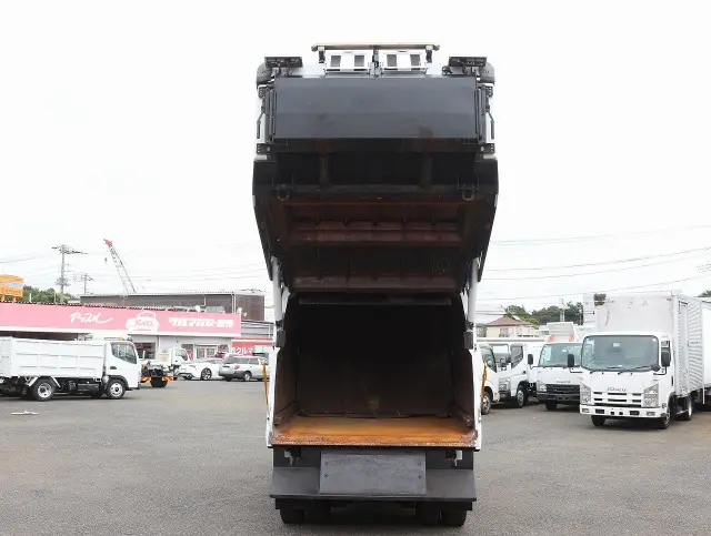 いすゞ エルフ BKG-NMR85AN(2WD)の写真21