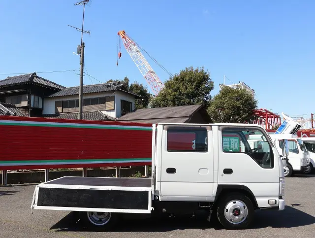 いすゞ エルフ TRG-NJS85A(4WD)の写真13