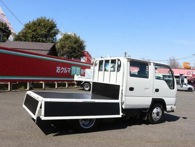 いすゞ エルフ TRG-NJS85A(4WD)の写真14