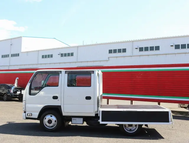 いすゞ エルフ TRG-NJS85A(4WD)の写真18