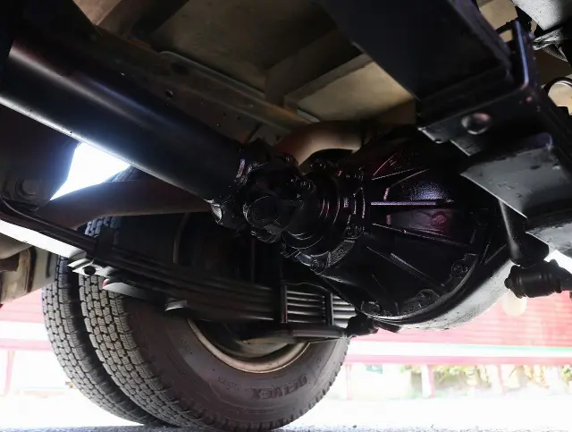 いすゞ エルフ TRG-NJS85A(4WD)の写真23