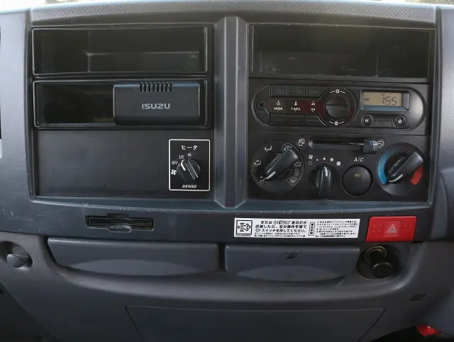 いすゞ エルフ TRG-NJS85A(4WD)の写真33