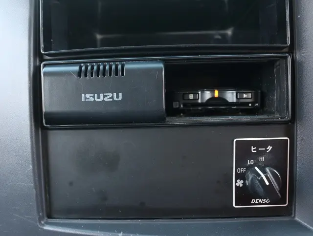 いすゞ エルフ TRG-NJS85A(4WD)の写真34