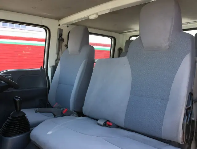 いすゞ エルフ TRG-NJS85A(4WD)の写真39