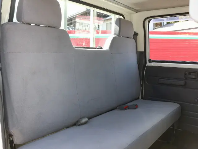 いすゞ エルフ TRG-NJS85A(4WD)の写真44