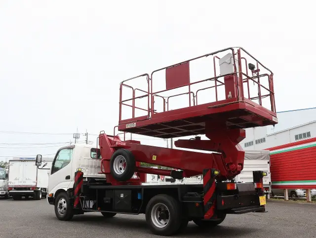 日野 デュトロ TKG-XZU650F(2WD)の写真7