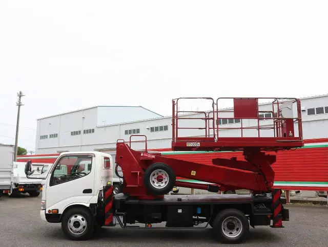 日野 デュトロ TKG-XZU650F(2WD)の写真8