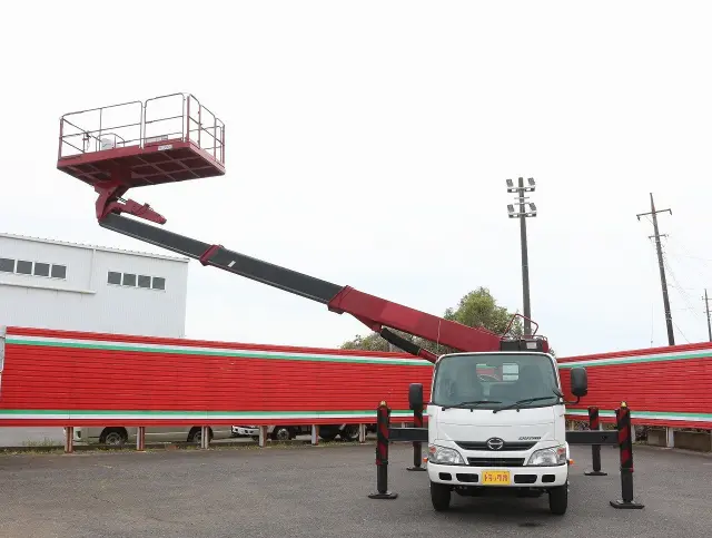 日野 デュトロ TKG-XZU650F(2WD)の写真31