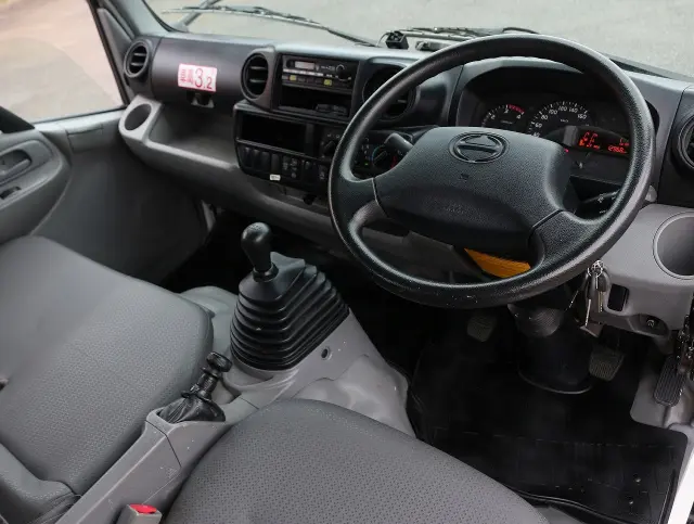 日野 デュトロ TKG-XZU650F(2WD)の写真37