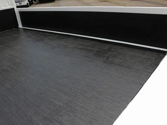 いすゞ エルフ TRG-NJR85A(2WD)の写真16