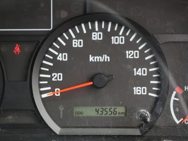 いすゞ エルフ TRG-NJR85A(2WD)の写真34