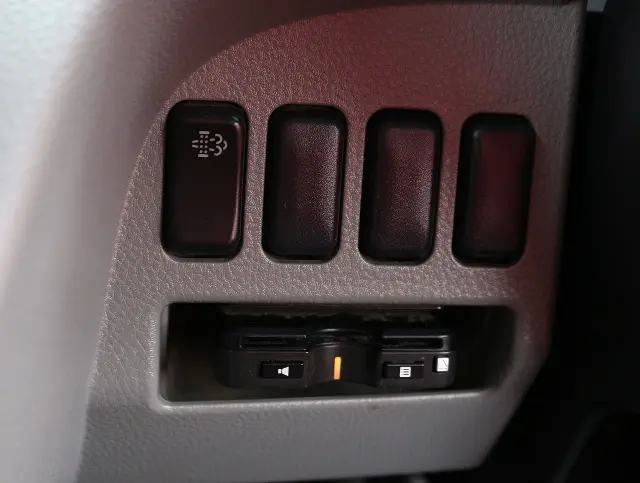 三菱 キャンター TPG-FBA20(2WD)の写真36