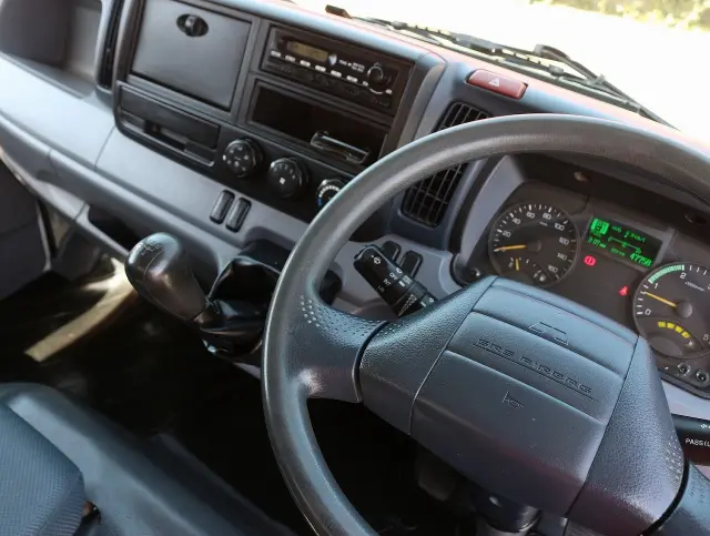 三菱 キャンター TKG-FBA30(2WD)の写真38