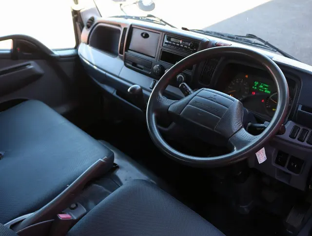 三菱 キャンター TKG-FBA30(2WD)の写真30