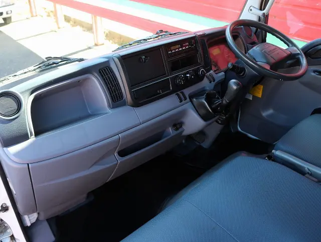 三菱 キャンター TKG-FBA30(2WD)の写真26