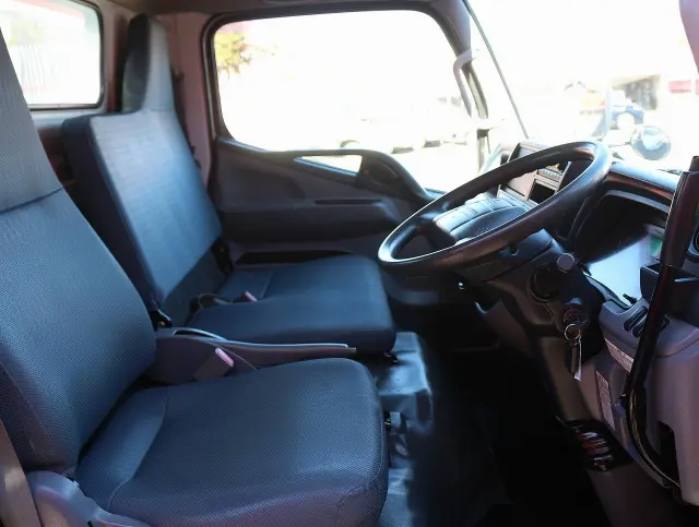 三菱 キャンター TKG-FBA30(2WD)の写真27